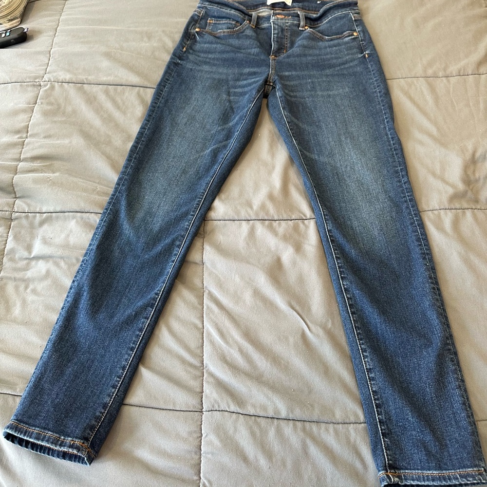 LOFT modern skinny cropped